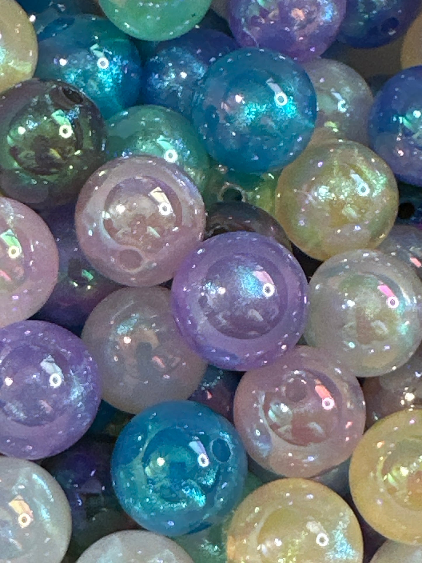 #4 16mm acrylic beads