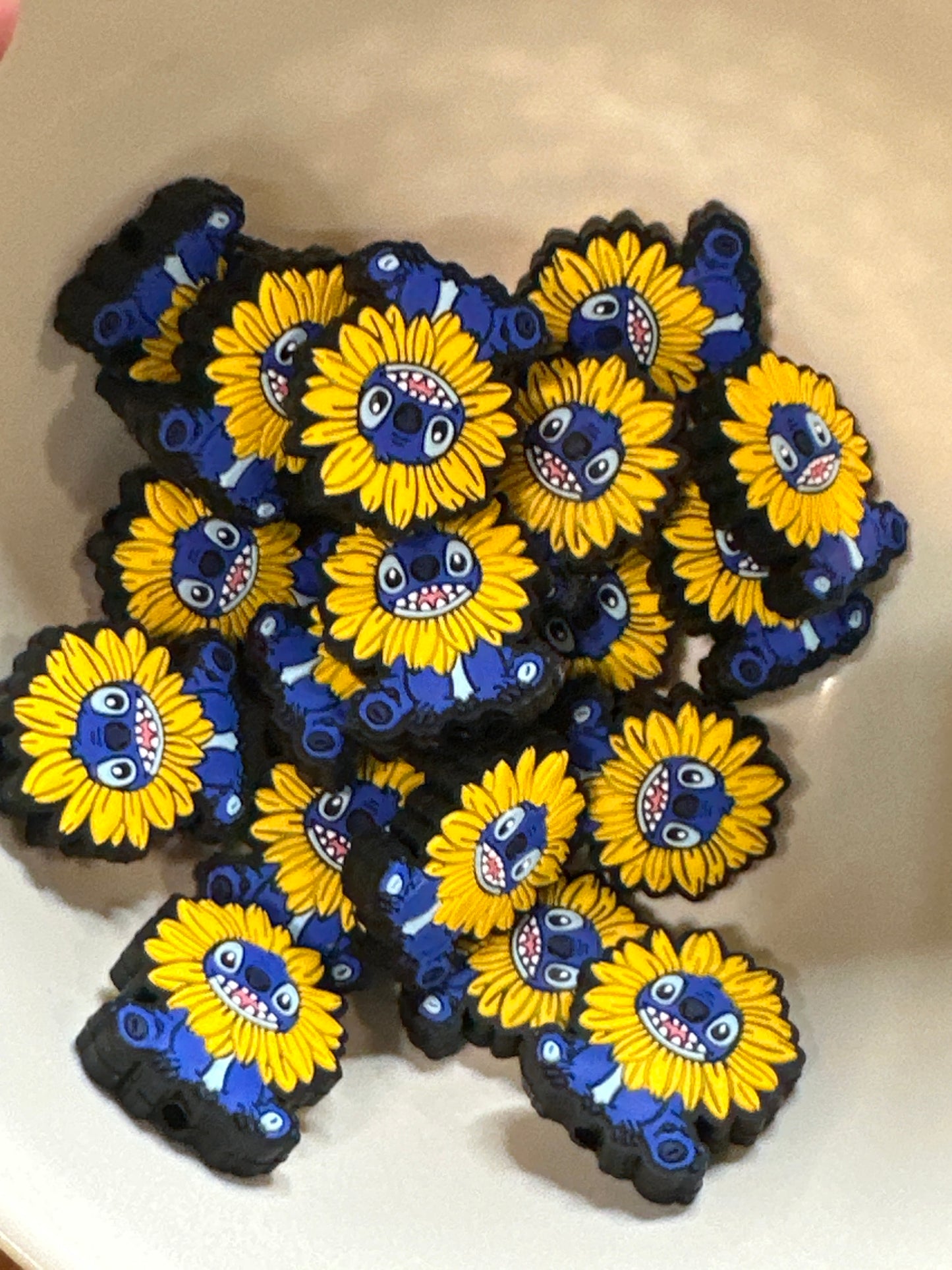 #446 sunflower blue monster silicone focal bead
