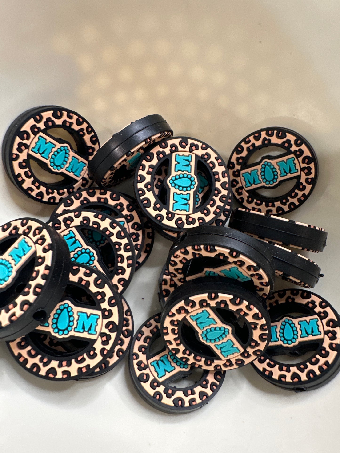 #485 mom silicone focal beads