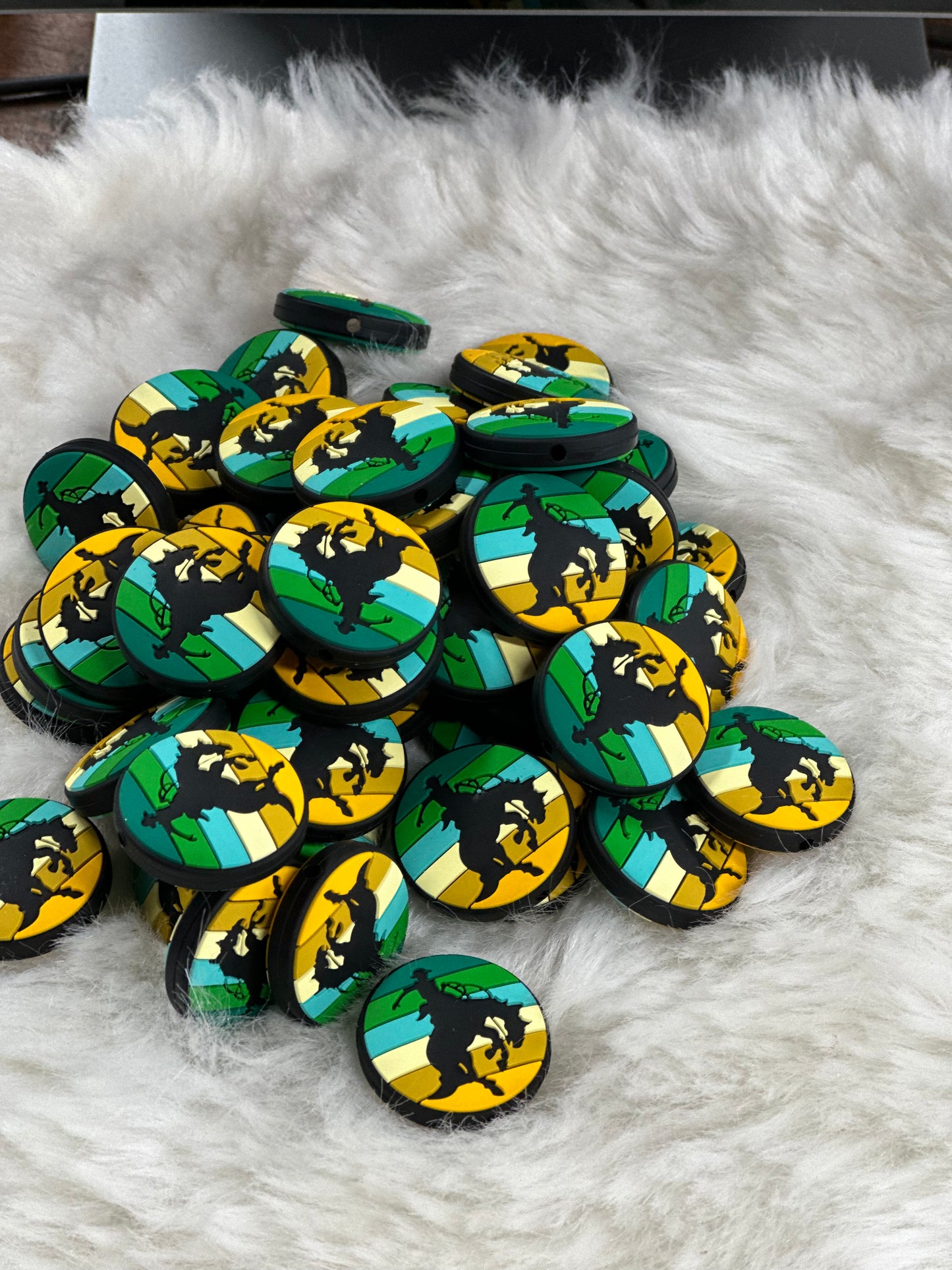 #222 bronc rider silicone focal beads