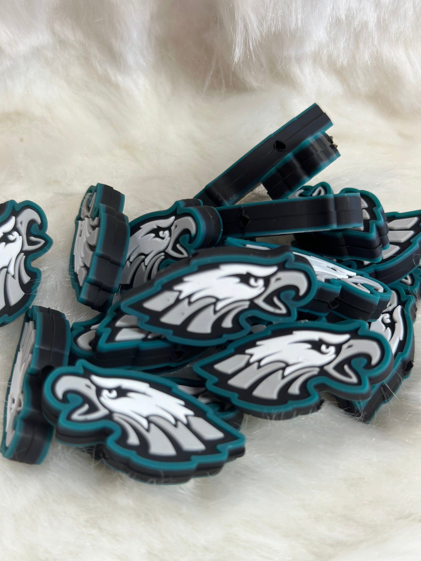 #219 Eagle silicone focal bead