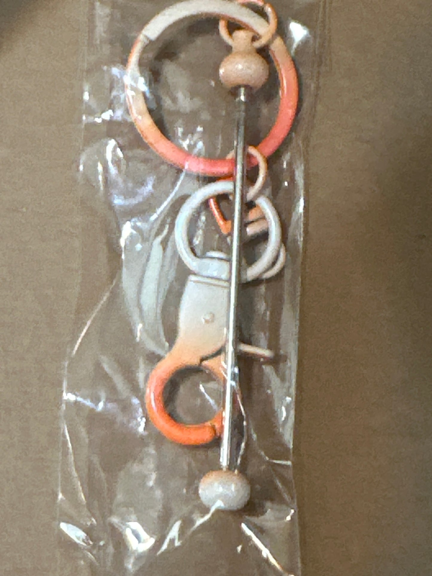 Beadable keychain bars