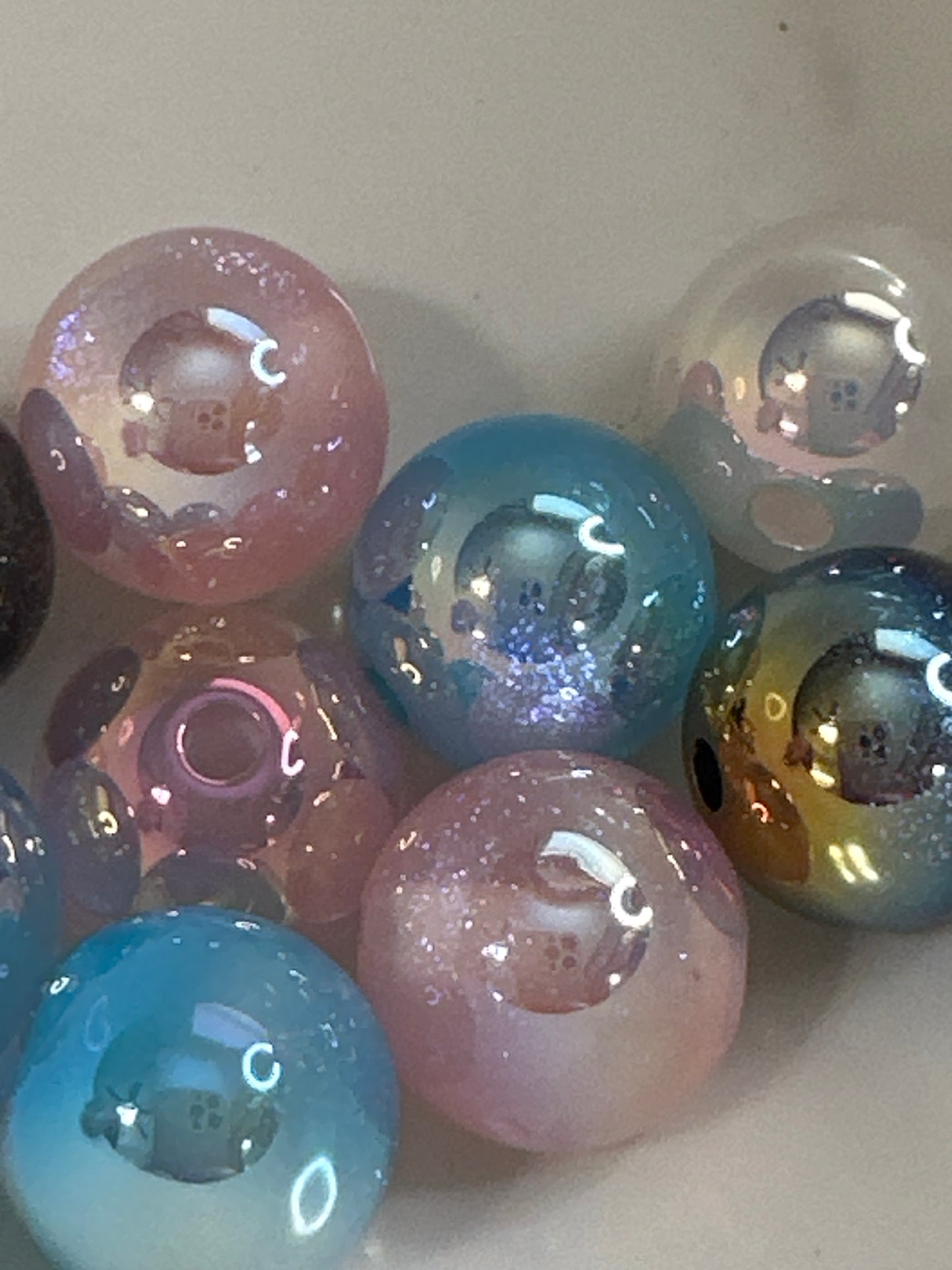#22 16 mm luminous acrylic beads random mix of 10