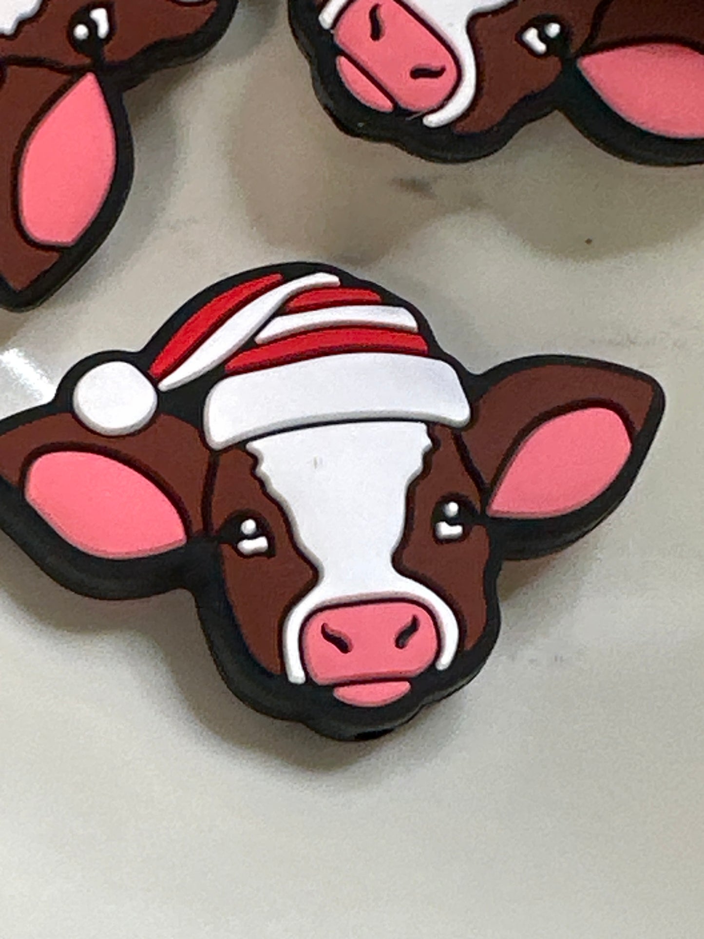 #419 cow with Christmas hat silicone focal bead