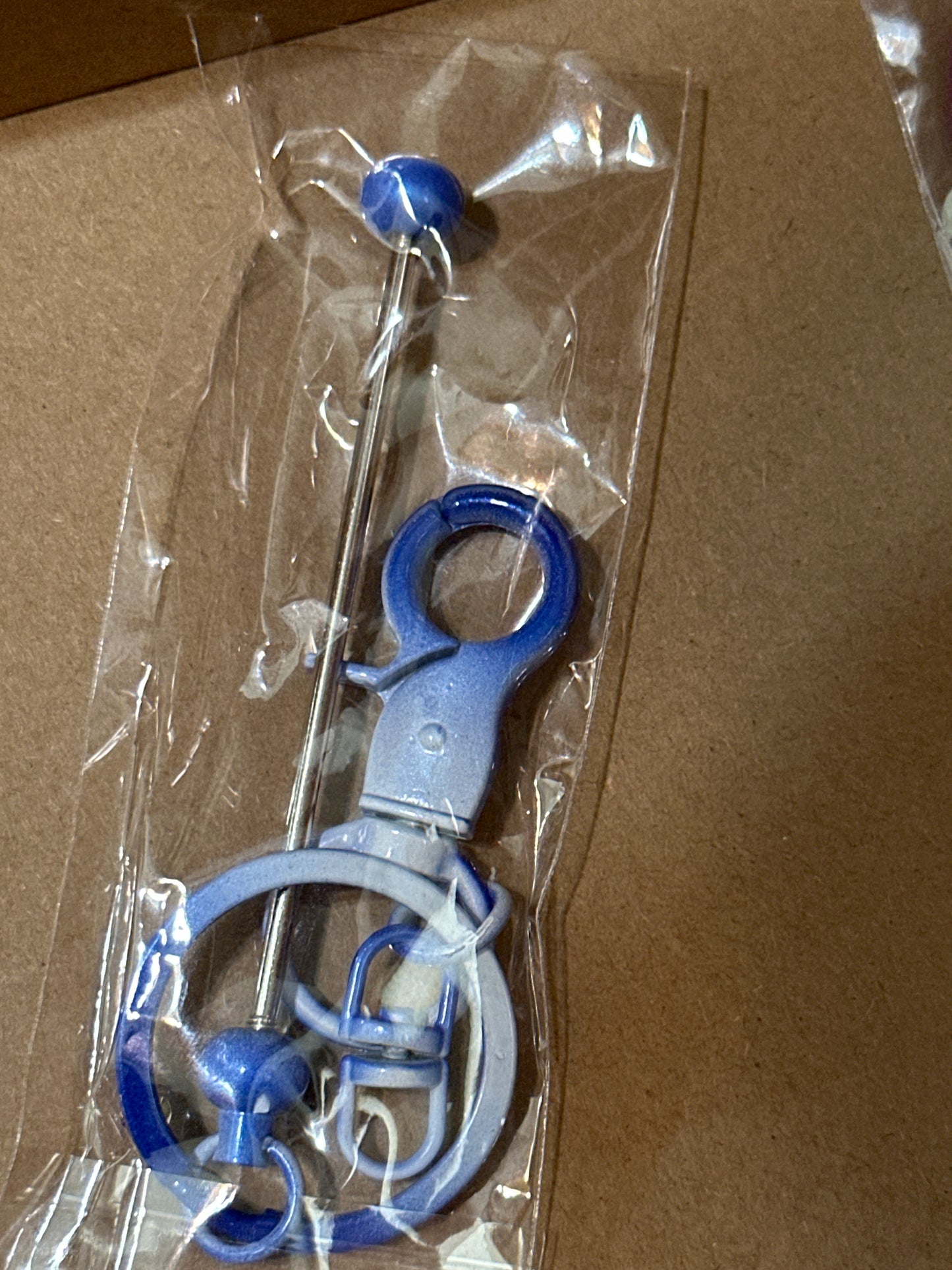 Beadable keychain bars