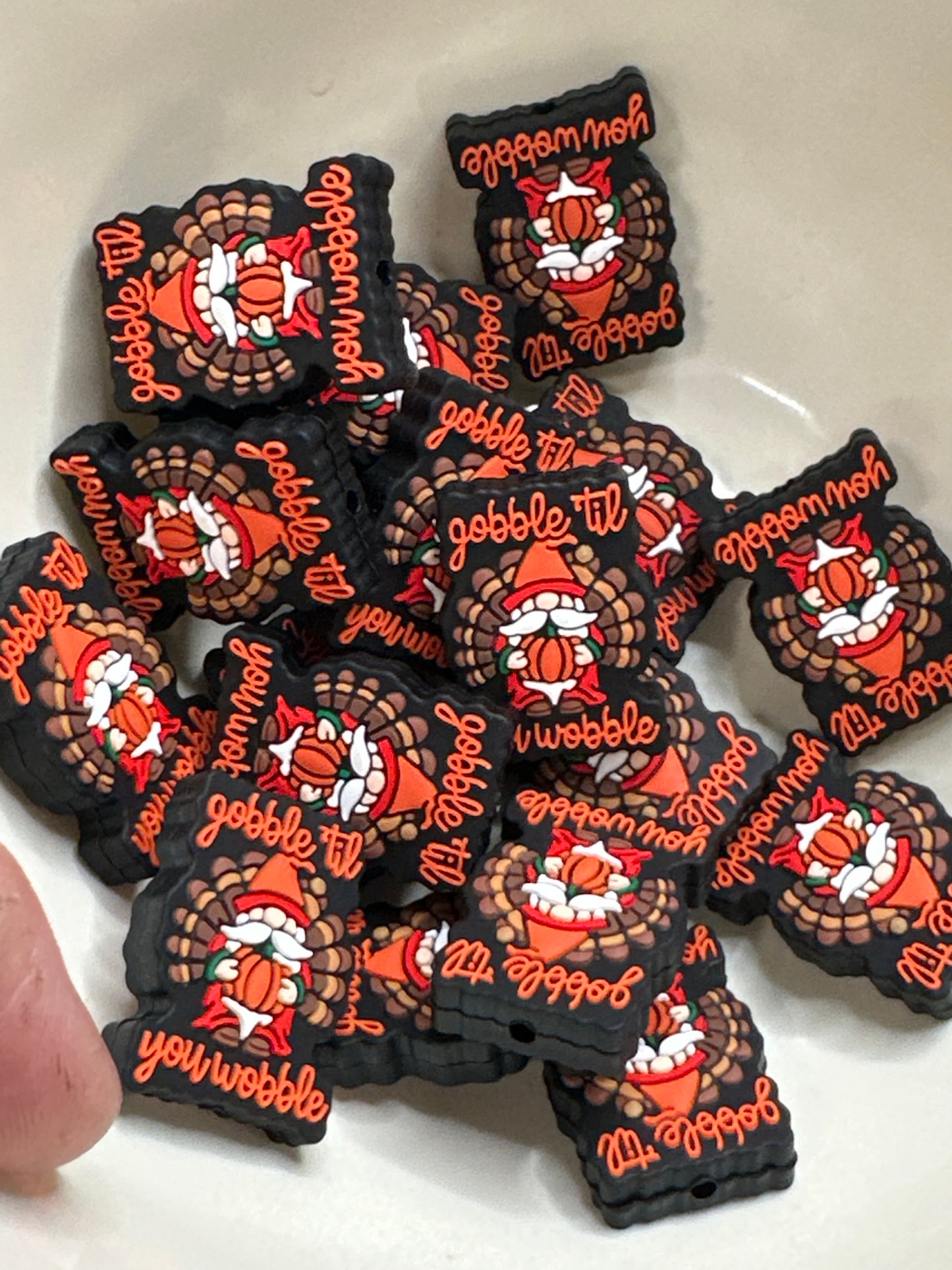 #509 gobble til you wobble silicone focal beads