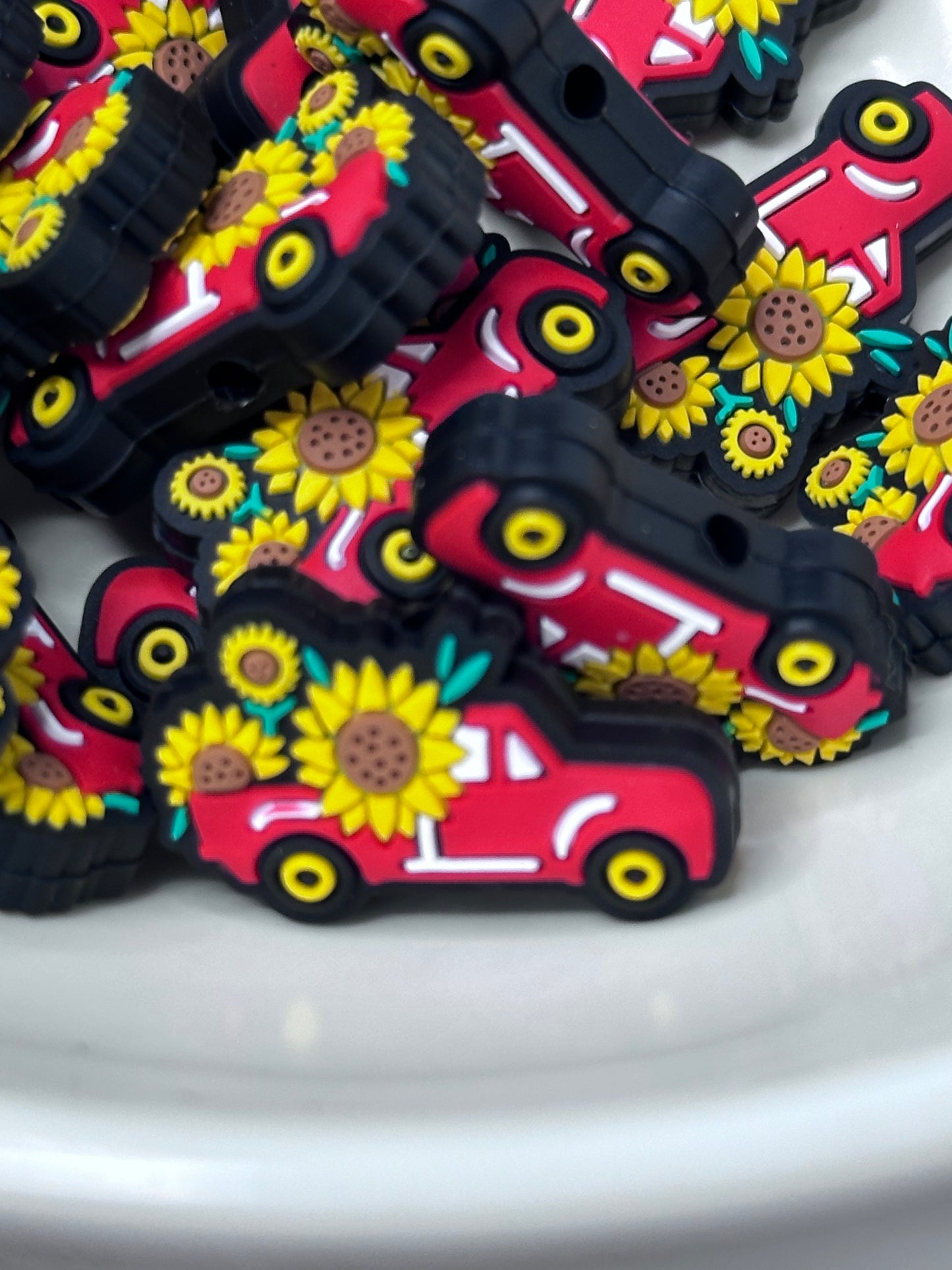 #336 red truck with sunflowers silicone focal beads