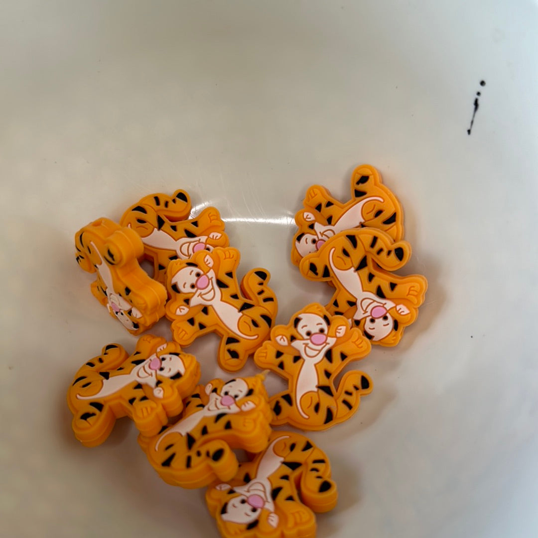 #282 tiger cat silicone focal beads