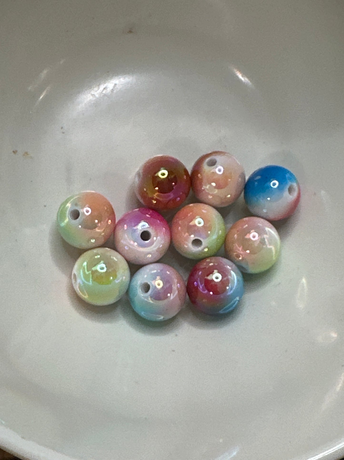 #23 16 mm acrylic hombre beads random mix of 10