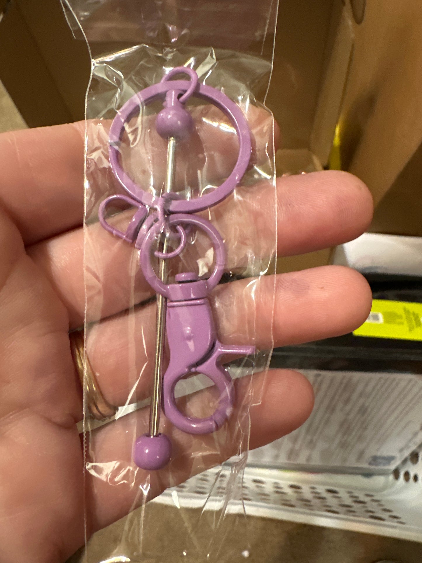 Beadable keychain bars