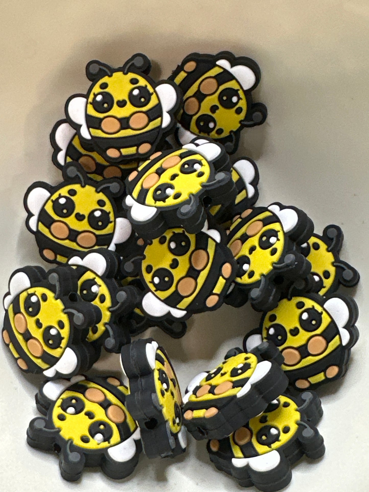 #452 bee silicone focal beads