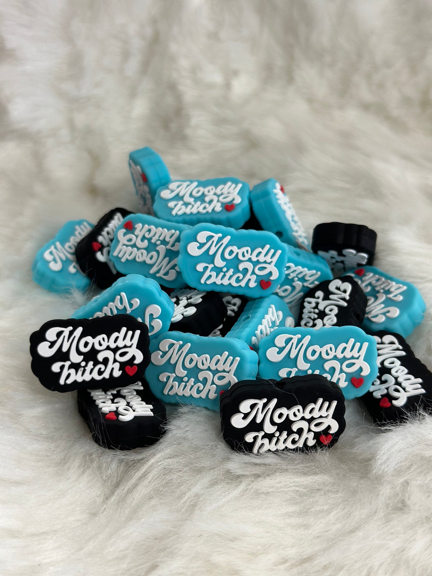 #71 Moody _itch silicone focal beads