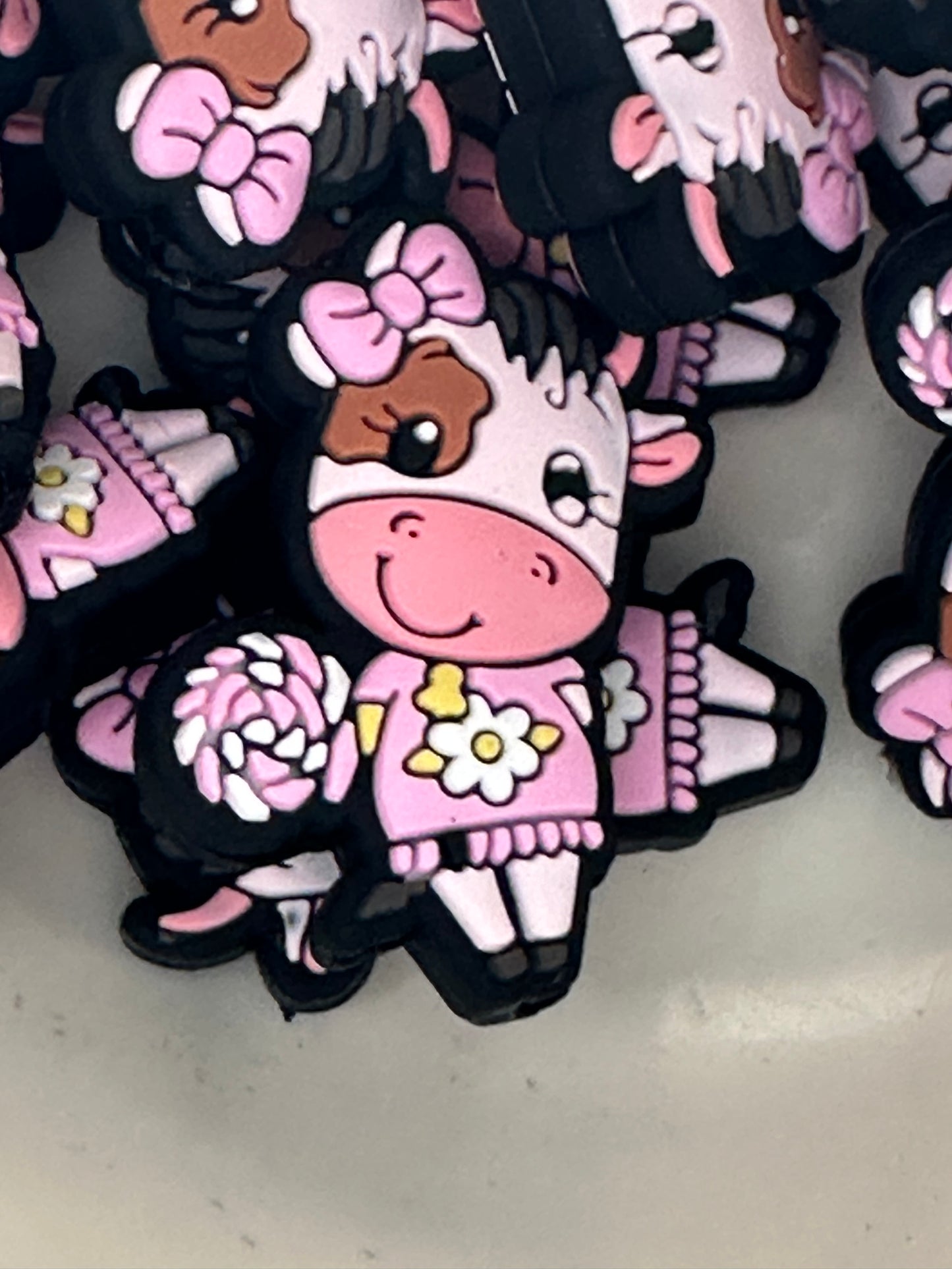 #515 pink floral cow silicone focal beads