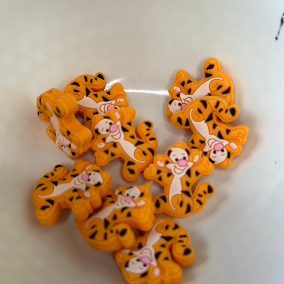 #282 tiger cat silicone focal beads