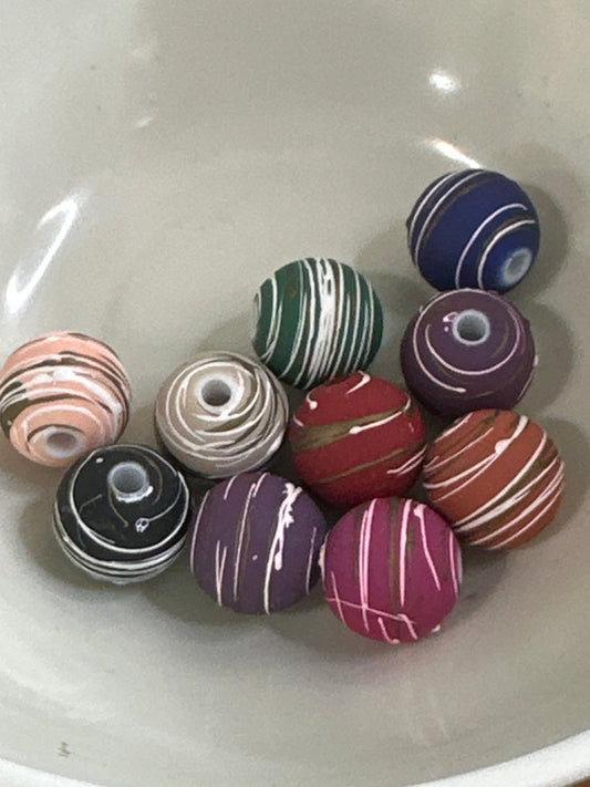 #21 18mm beads set of random 10