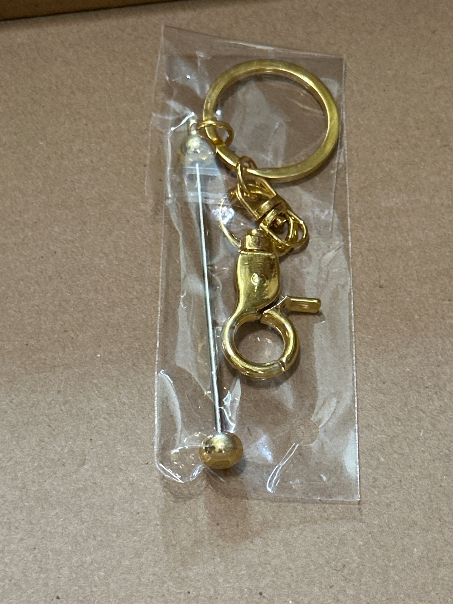 Beadable keychain bars