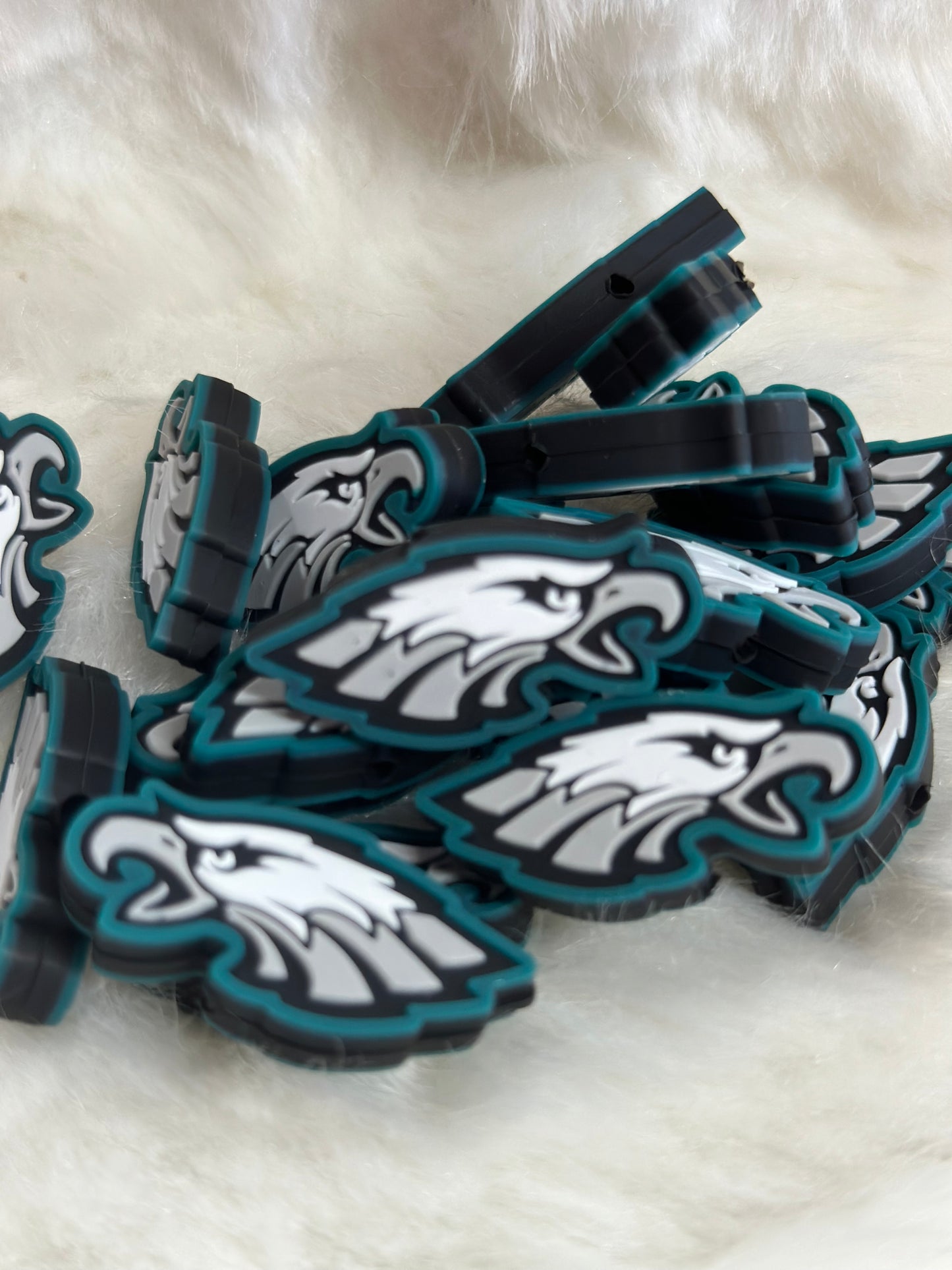 #219 Eagle silicone focal bead
