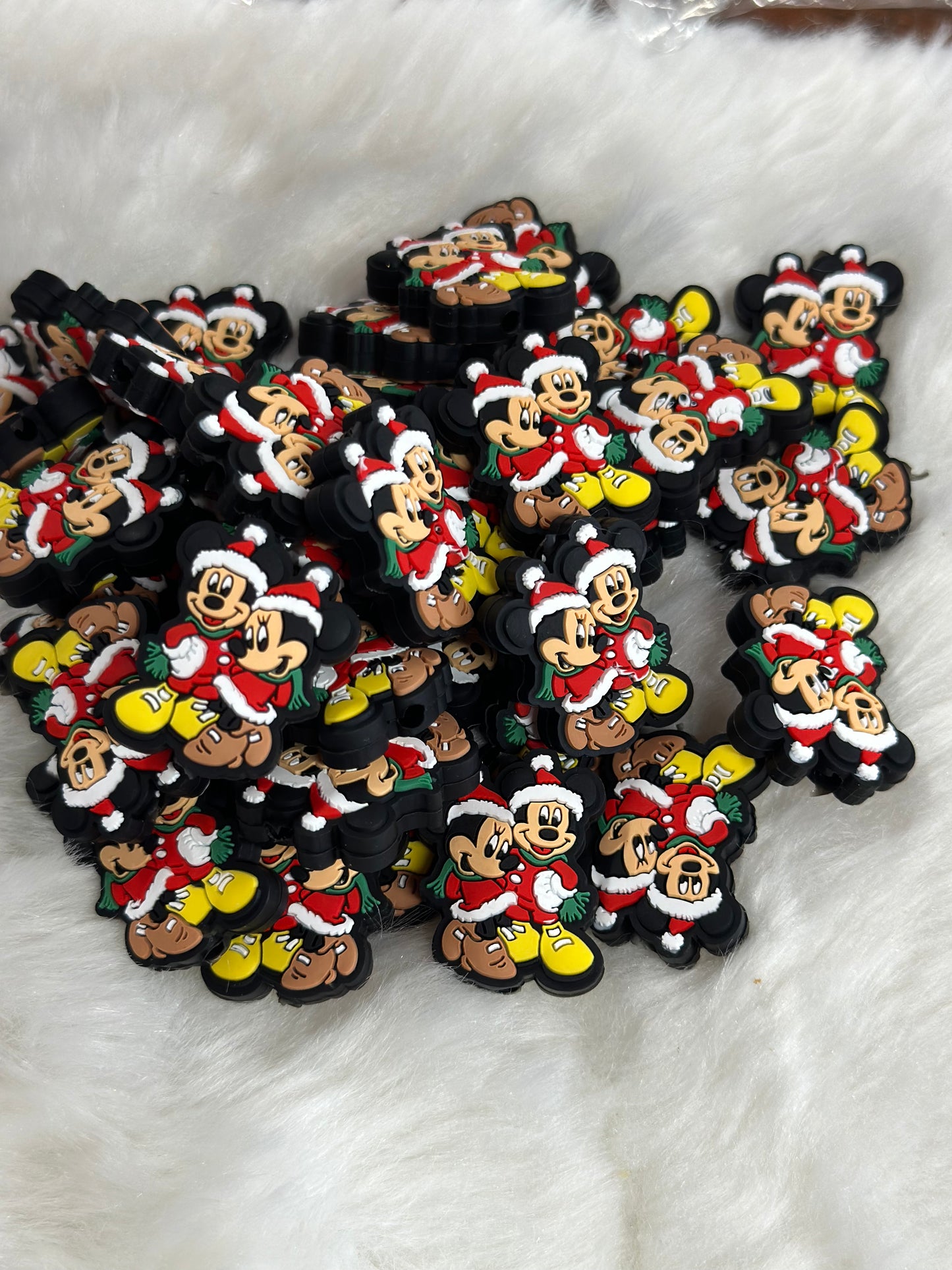 #163 Mouse couple Christmas silicone focal beads