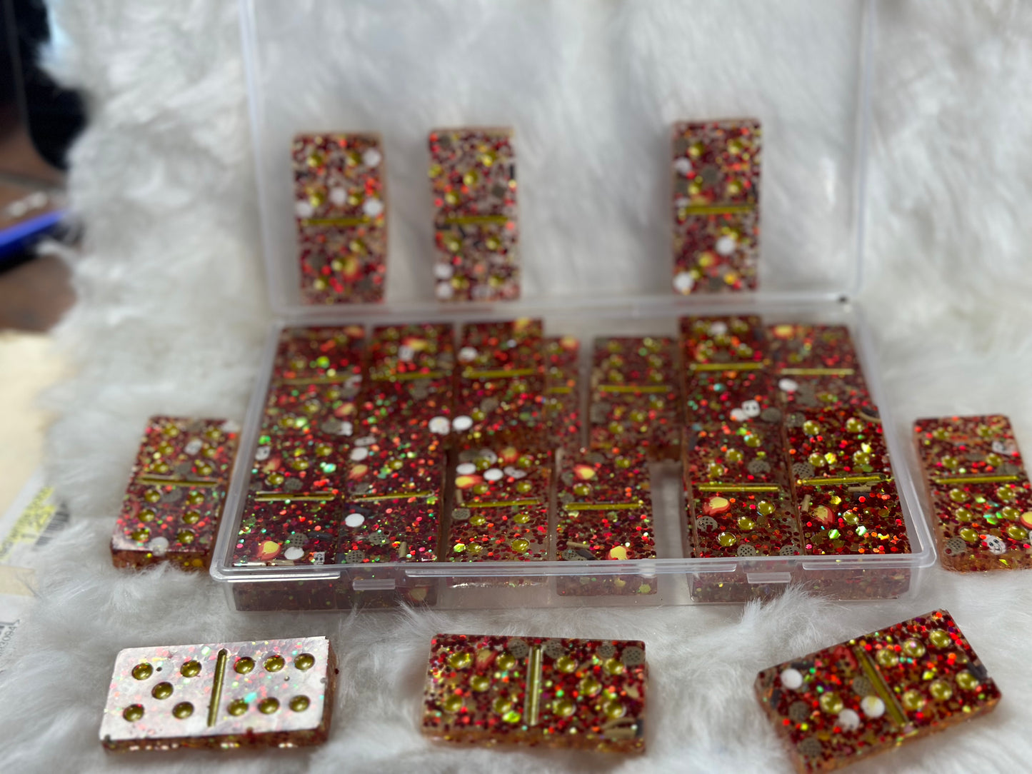 DOMINO SETS