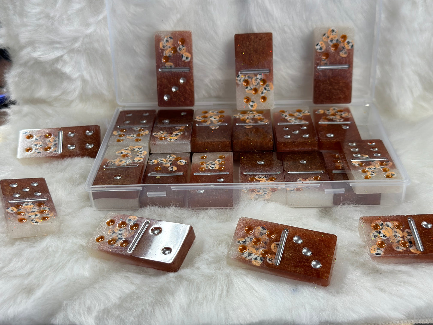 DOMINO SETS