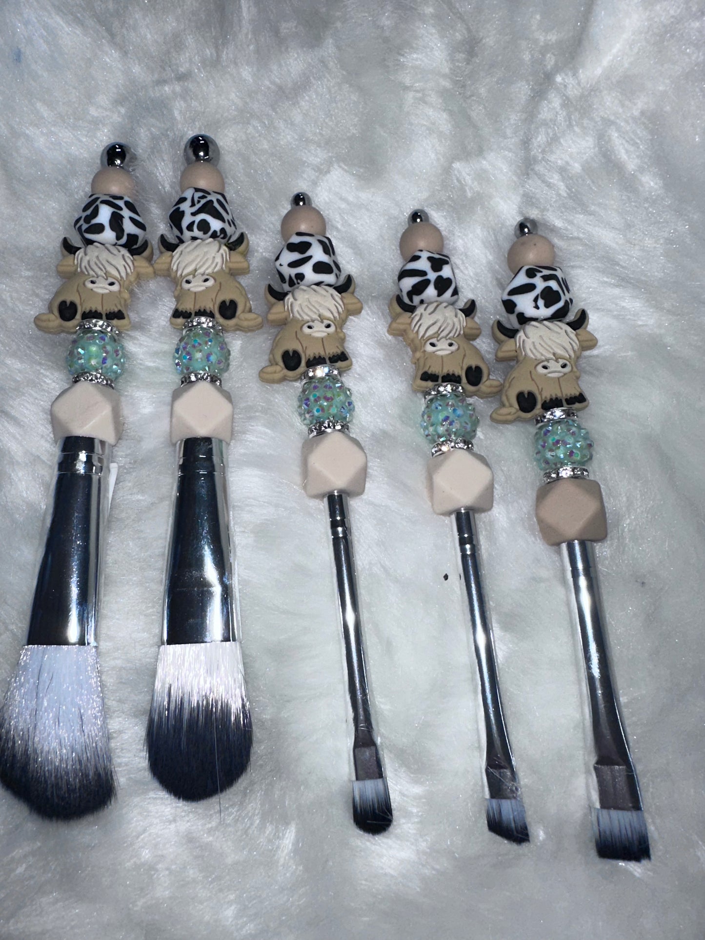 Highland cow focal make up brush set